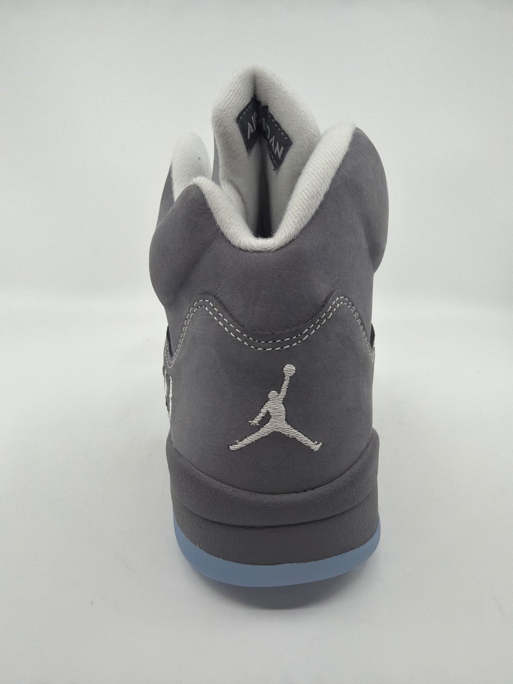 *USED* AJ 5 - WOLF GREY (2026)