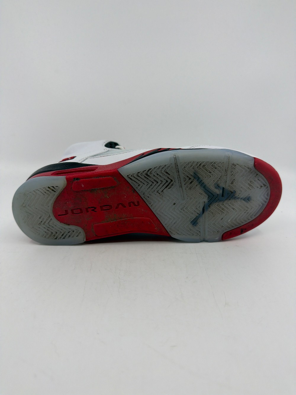 *USED* AJ 5 (GS) - FIRE RED BLACK TONGUE