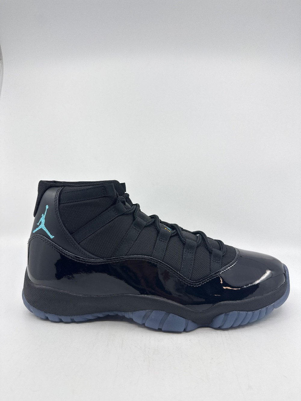 AJ 11 - GAMMA BLUE (2025)