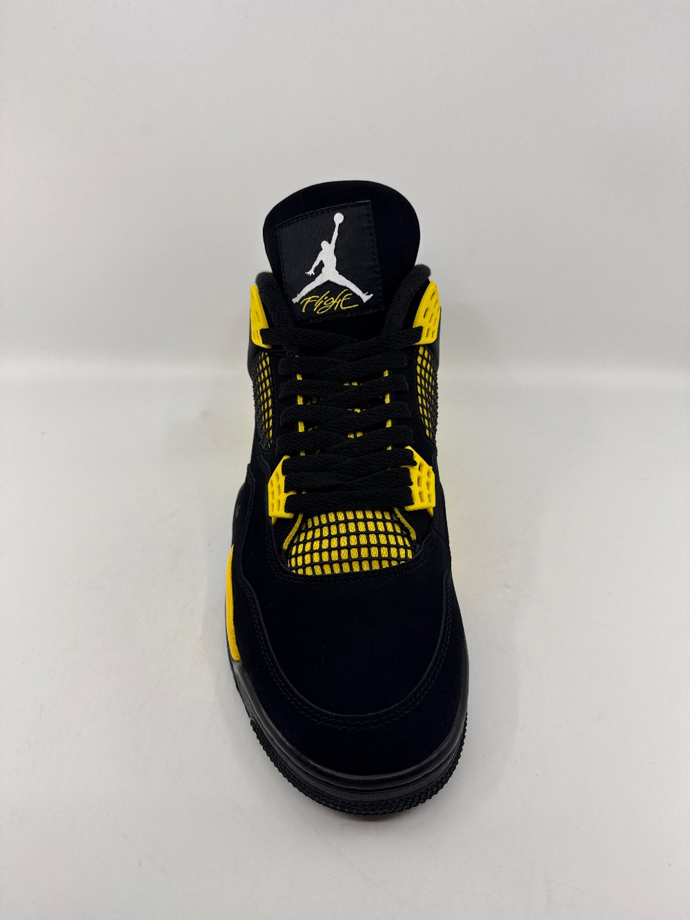 *VNDS* AJ 4 - THUNDER (2023)