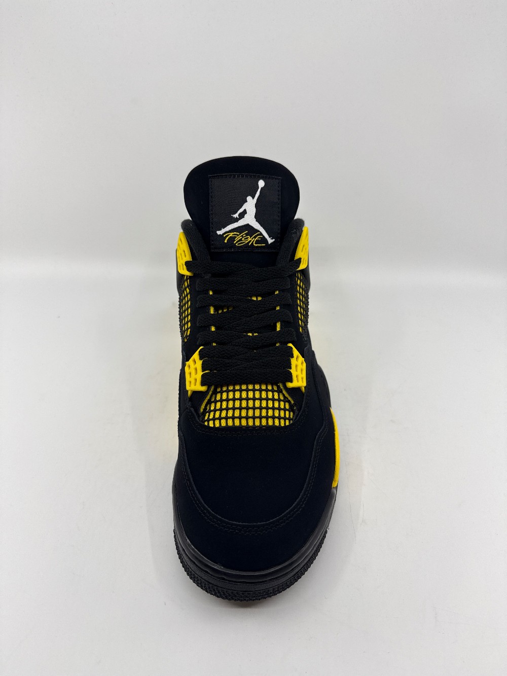 *VNDS* AJ 4 - THUNDER (2023)