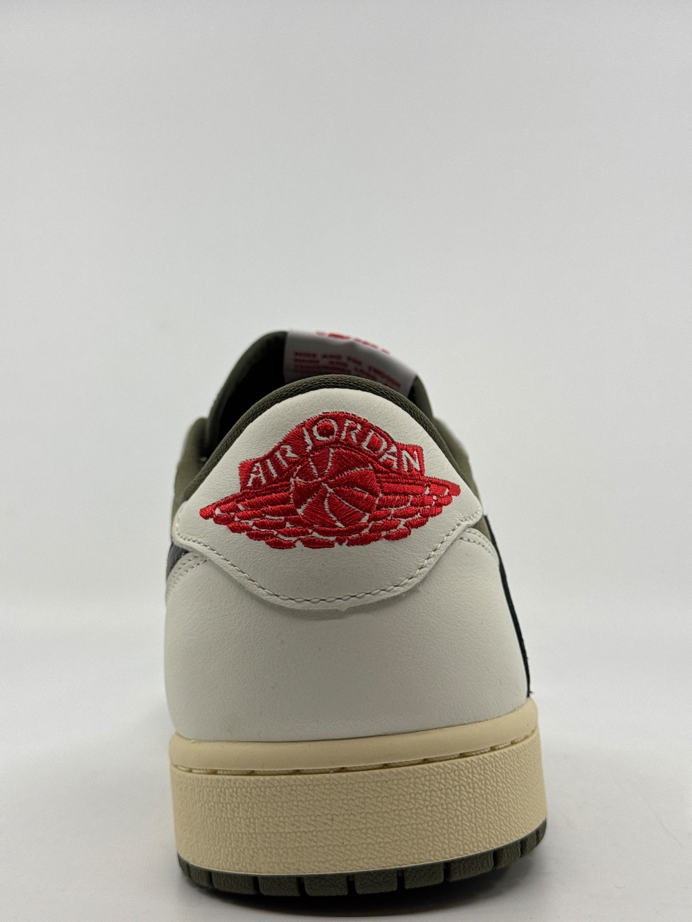 AJ 1 LOW X TRAVIS SCOTT - MEDIUM OLIVE