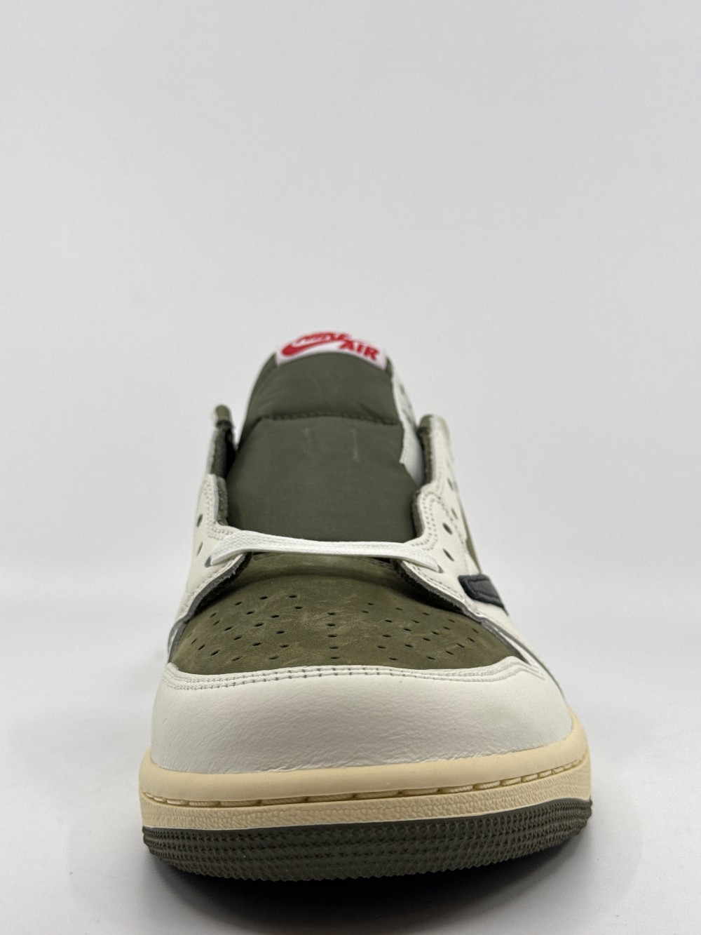 AJ 1 LOW X TRAVIS SCOTT - MEDIUM OLIVE