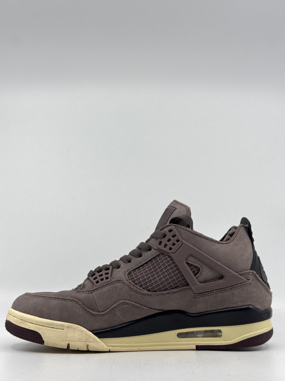 *USED* AJ 4 X A MA MANIERE - VIOLET ORE