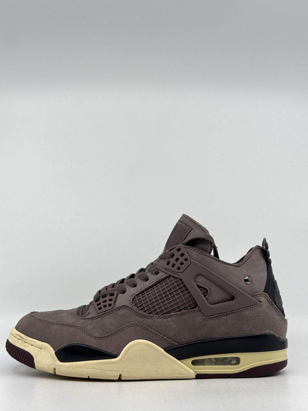 *USED* AJ 4 X A MA MANIERE - VIOLET ORE