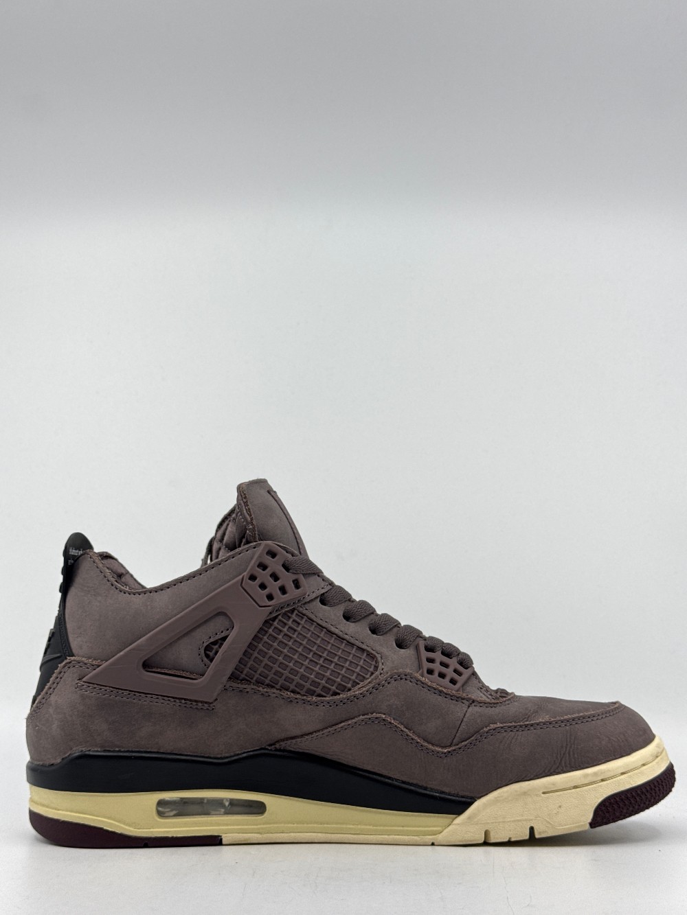 *USED* AJ 4 X A MA MANIERE - VIOLET ORE