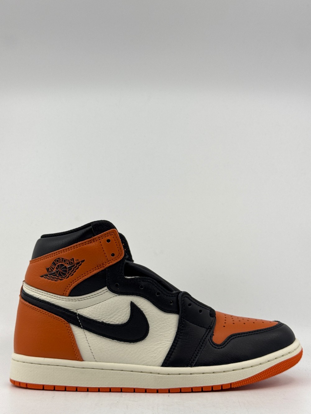 AJ 1 - SHATTERED BACKBOARD (2025)