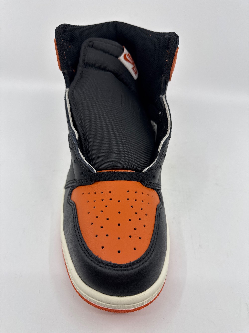 AJ 1 - SHATTERED BACKBOARD (2025)