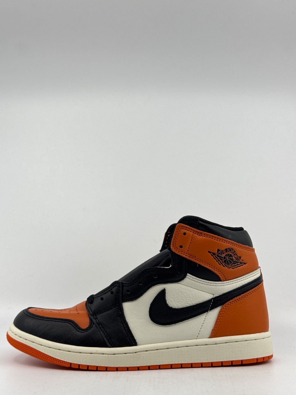 AJ 1 - SHATTERED BACKBOARD (2025)