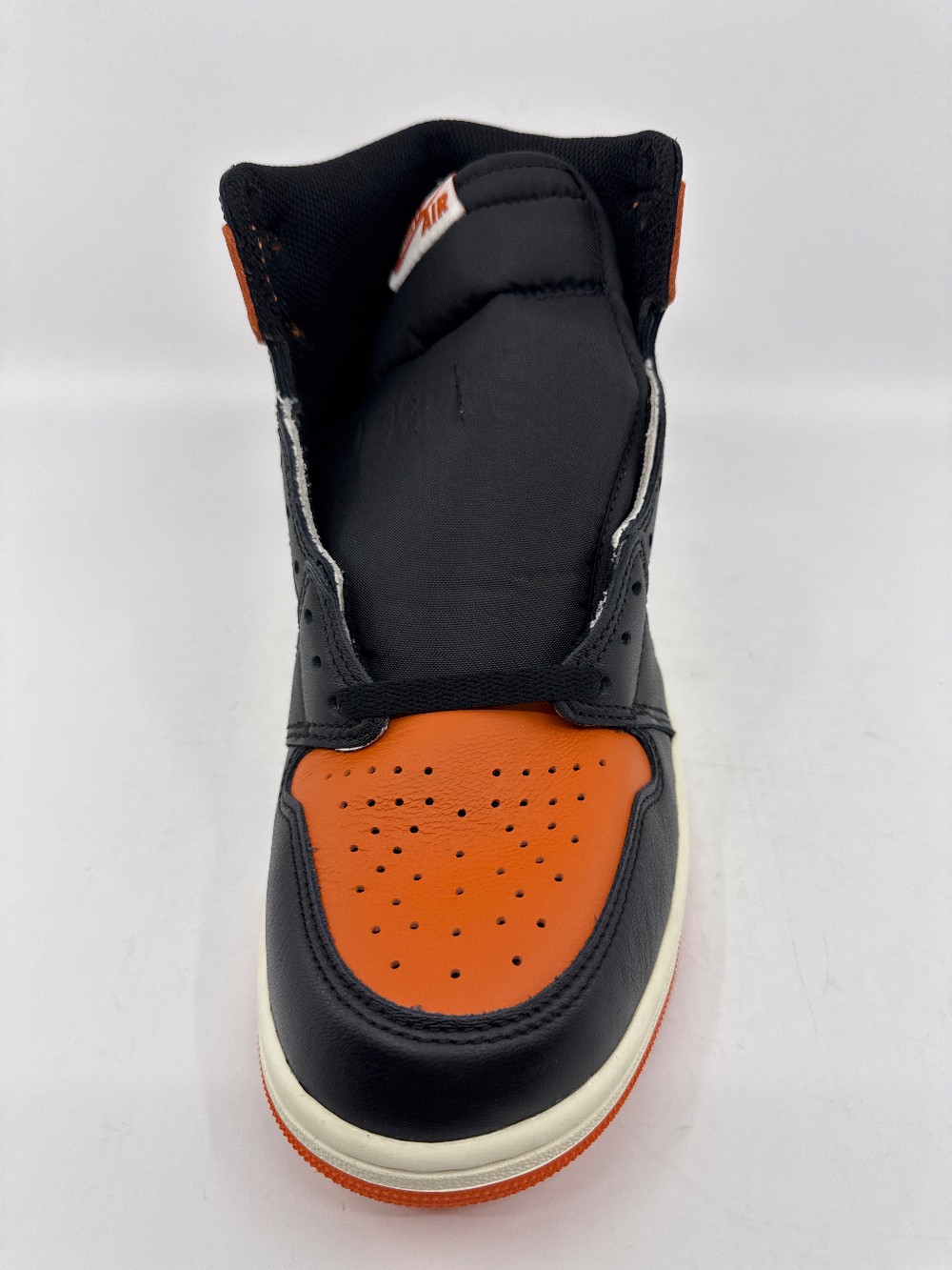 AJ 1 - SHATTERED BACKBOARD (2025)