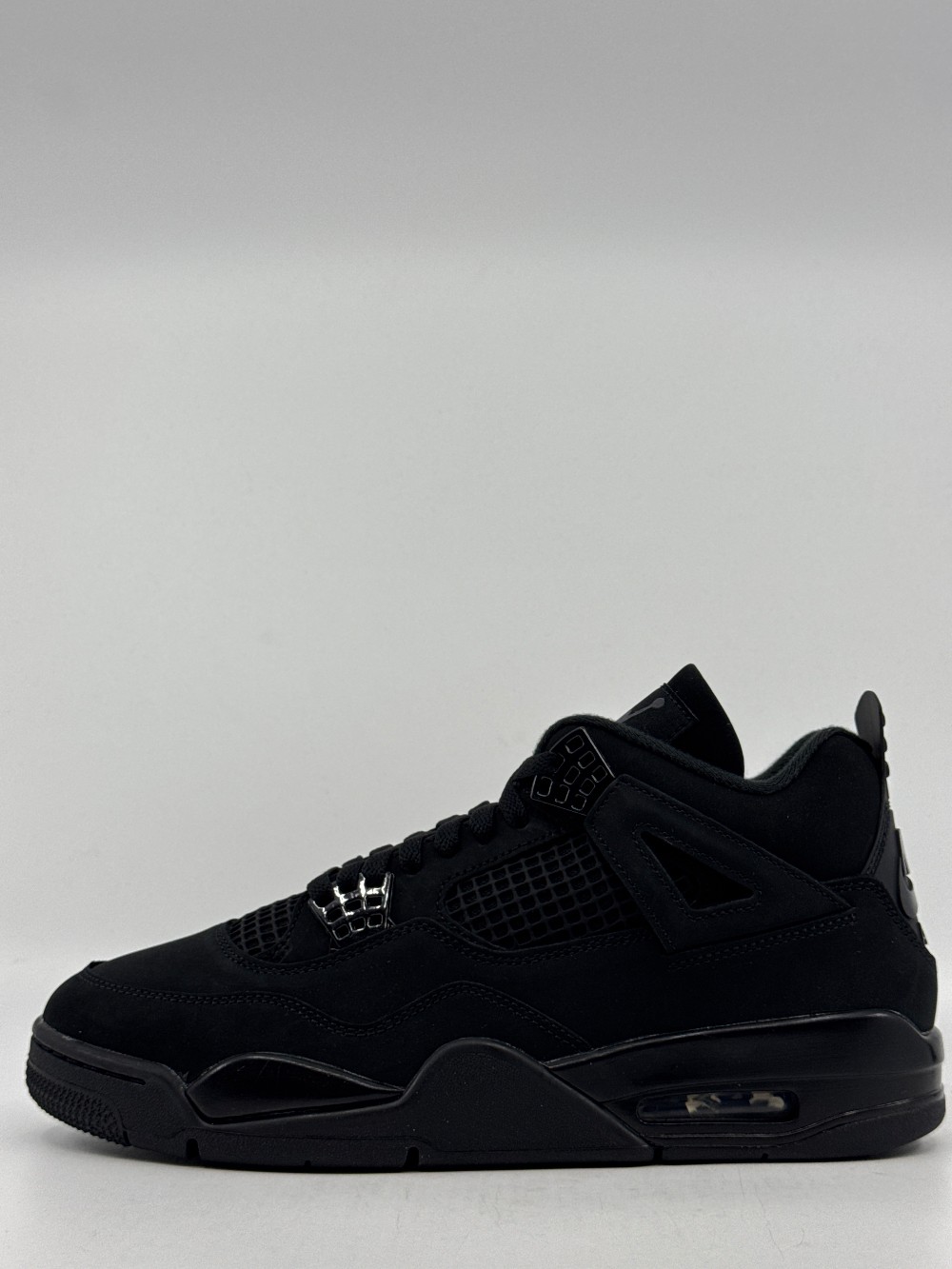 AJ 4 - BLACK CAT (2025)