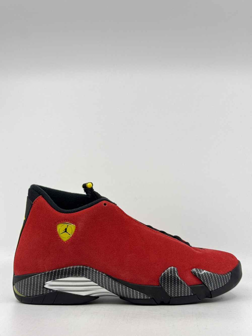 *USED* AJ 14 - FERRARI (2025)