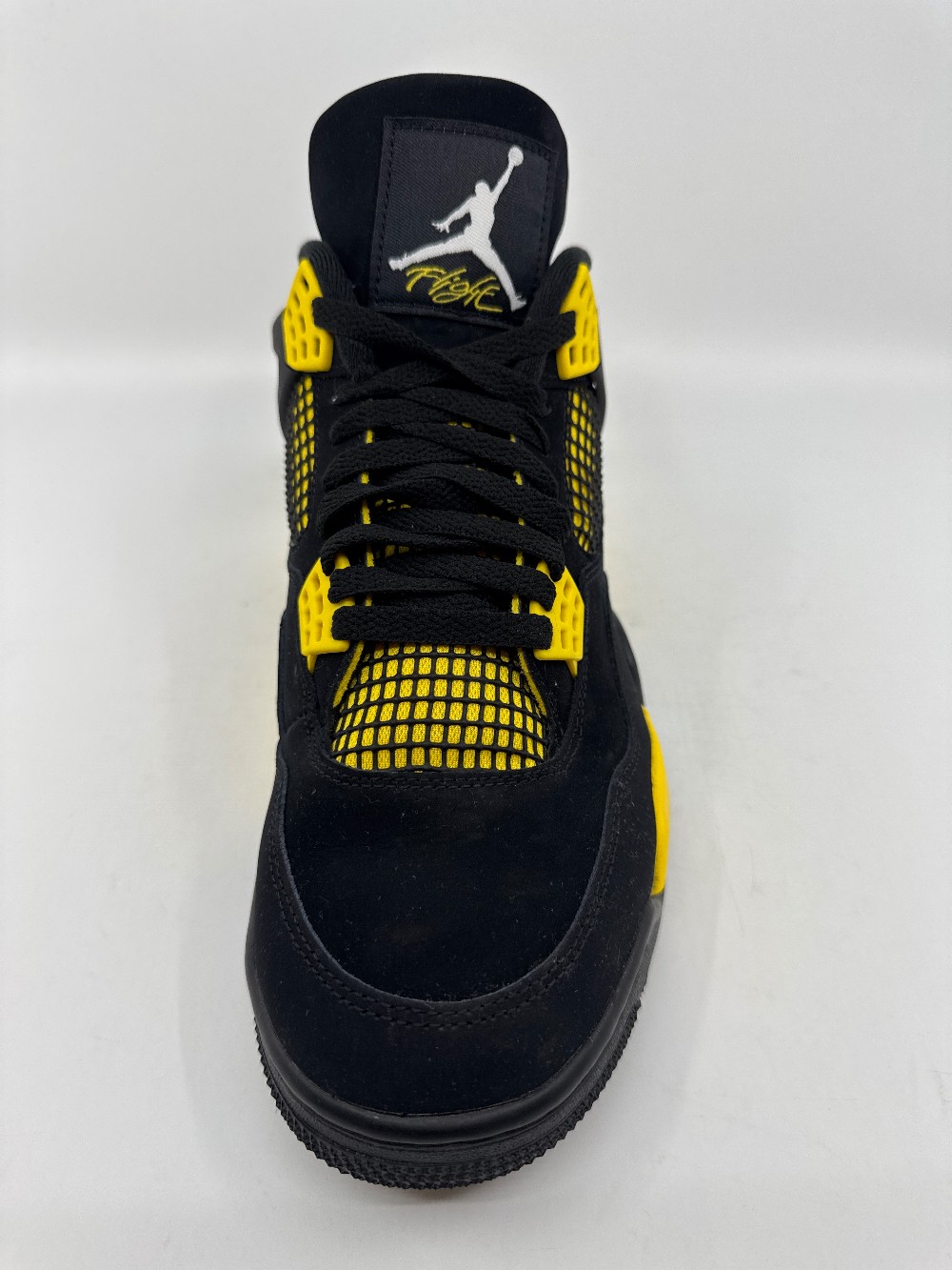 *USED* AJ 4 - THUNDER (2023)