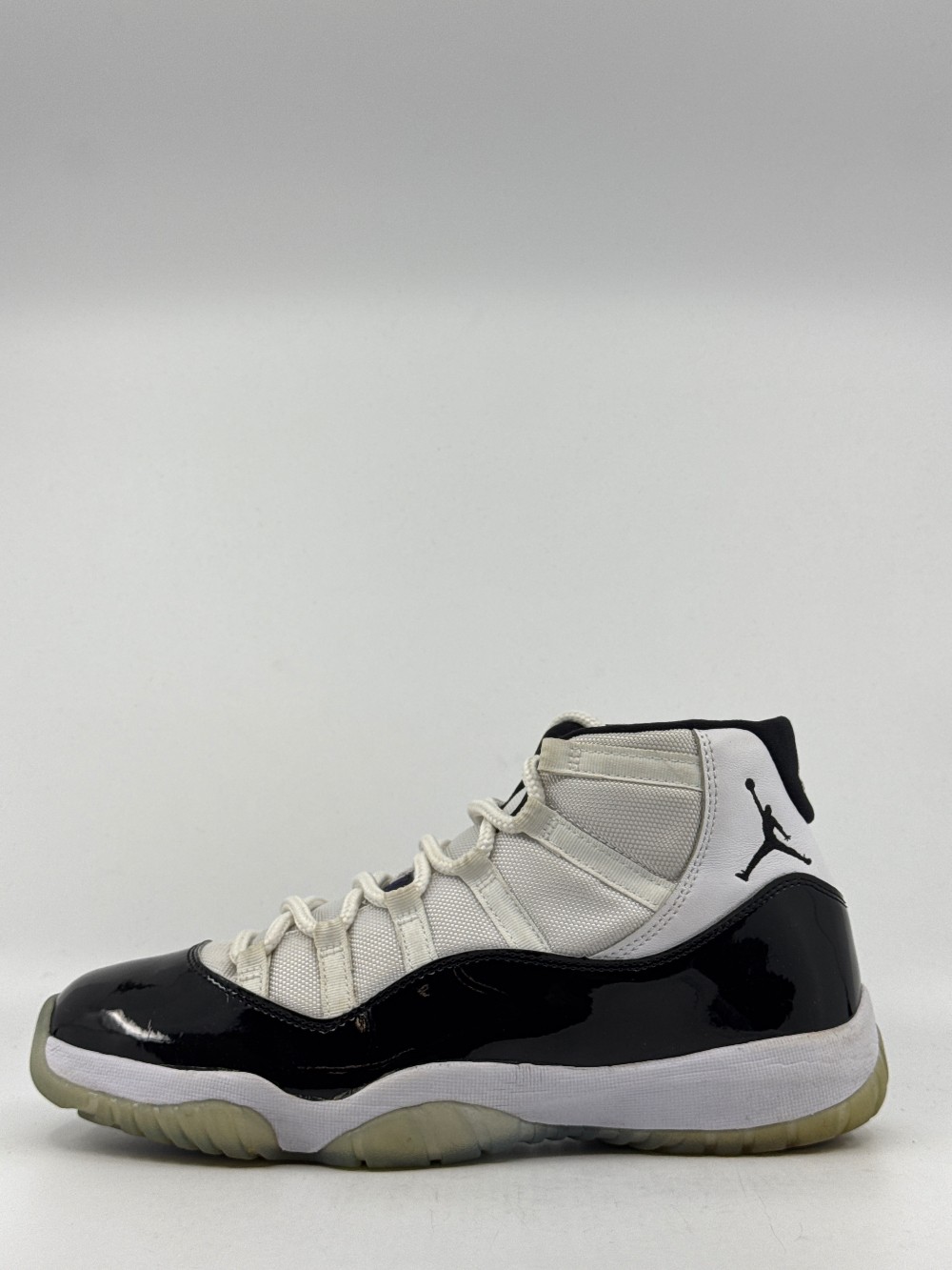 *USED* AJ 11 - CONCORD (2018)