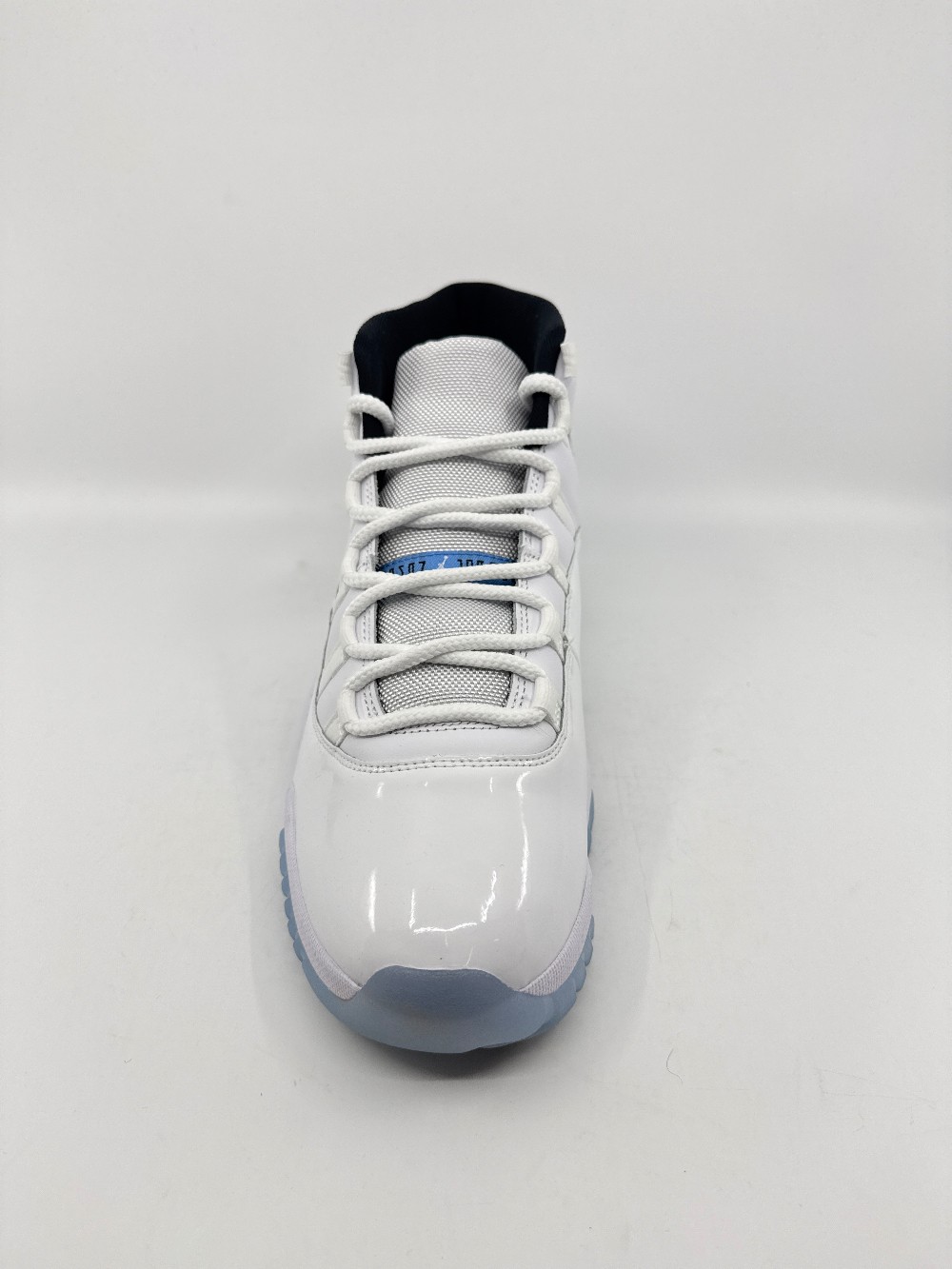 *VNDS* AJ 11 - LEGEND BLUE (2024)