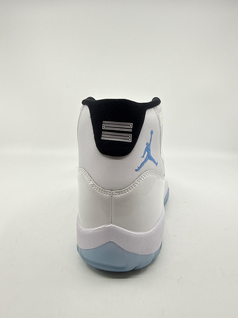 *VNDS* AJ 11 - LEGEND BLUE (2024)