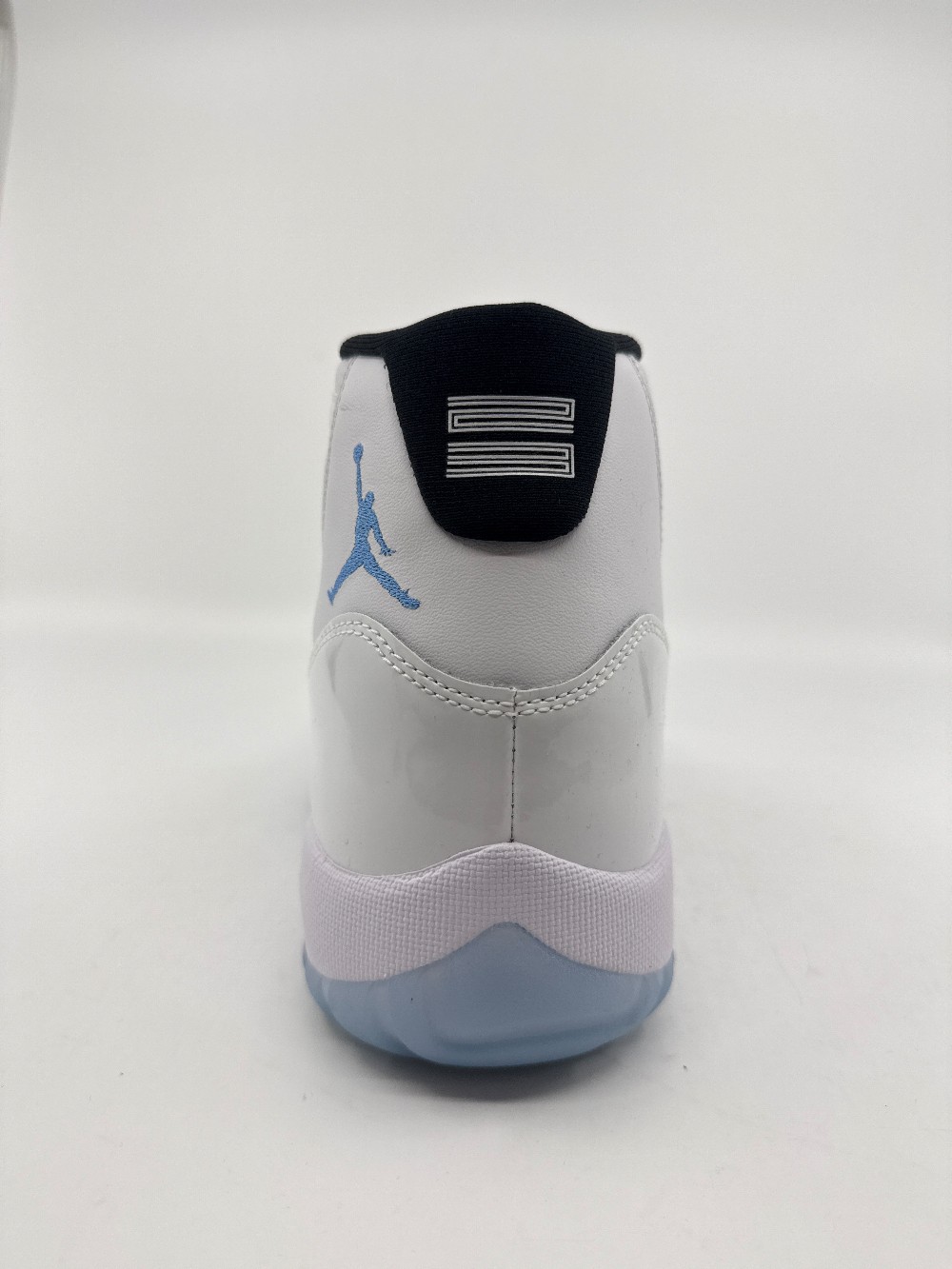 *VNDS* AJ 11 - LEGEND BLUE (2024)