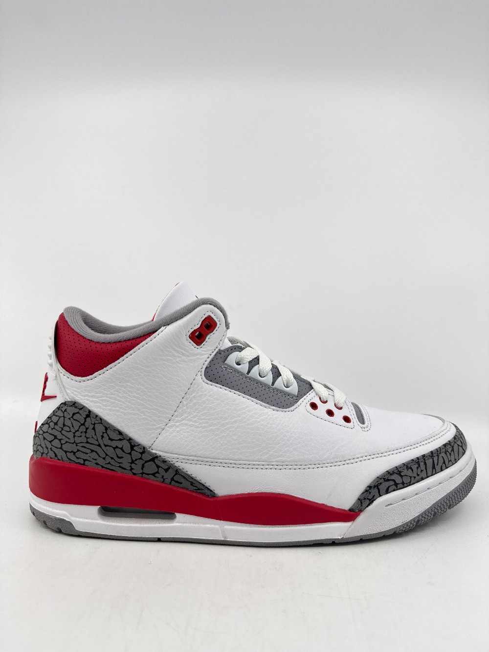 *USED* AJ 3 - FIRE RED (2022)