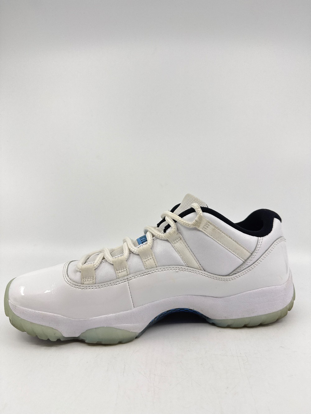 *USED* AJ 11 LOW - LEGEND BLUE