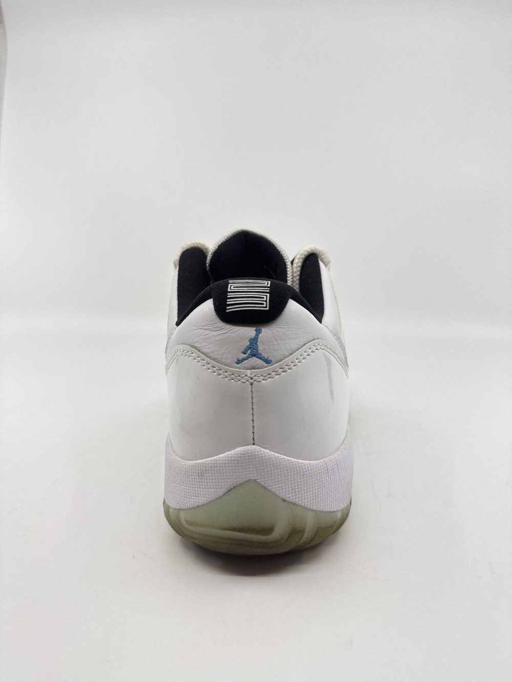 *USED* AJ 11 LOW - LEGEND BLUE