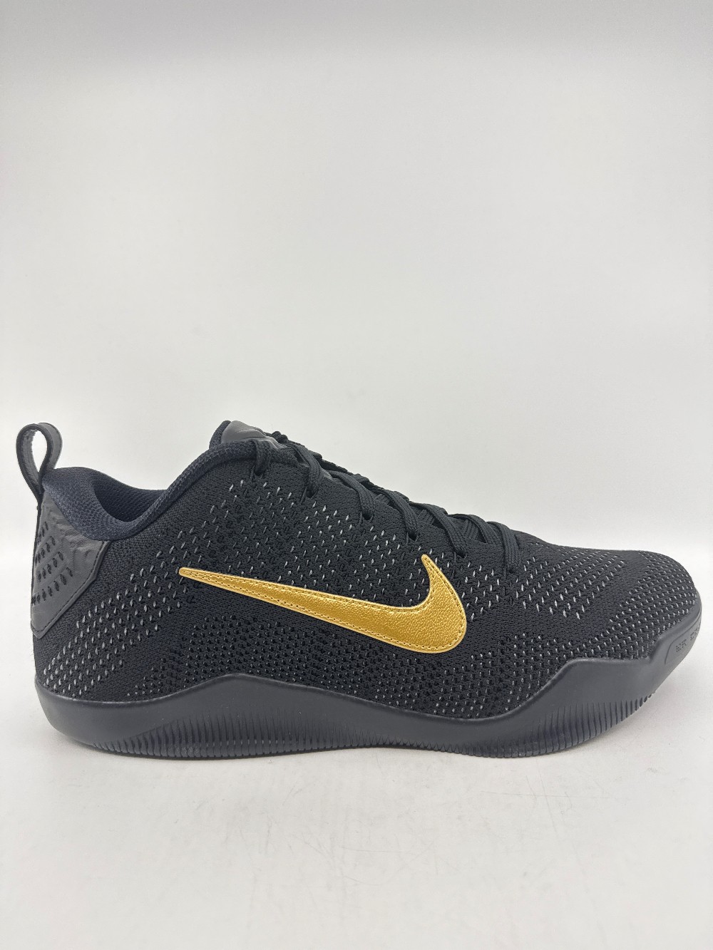NIKE KOBE 11 ELITE LOW PROTRO - FADE TO BLACK (2026)