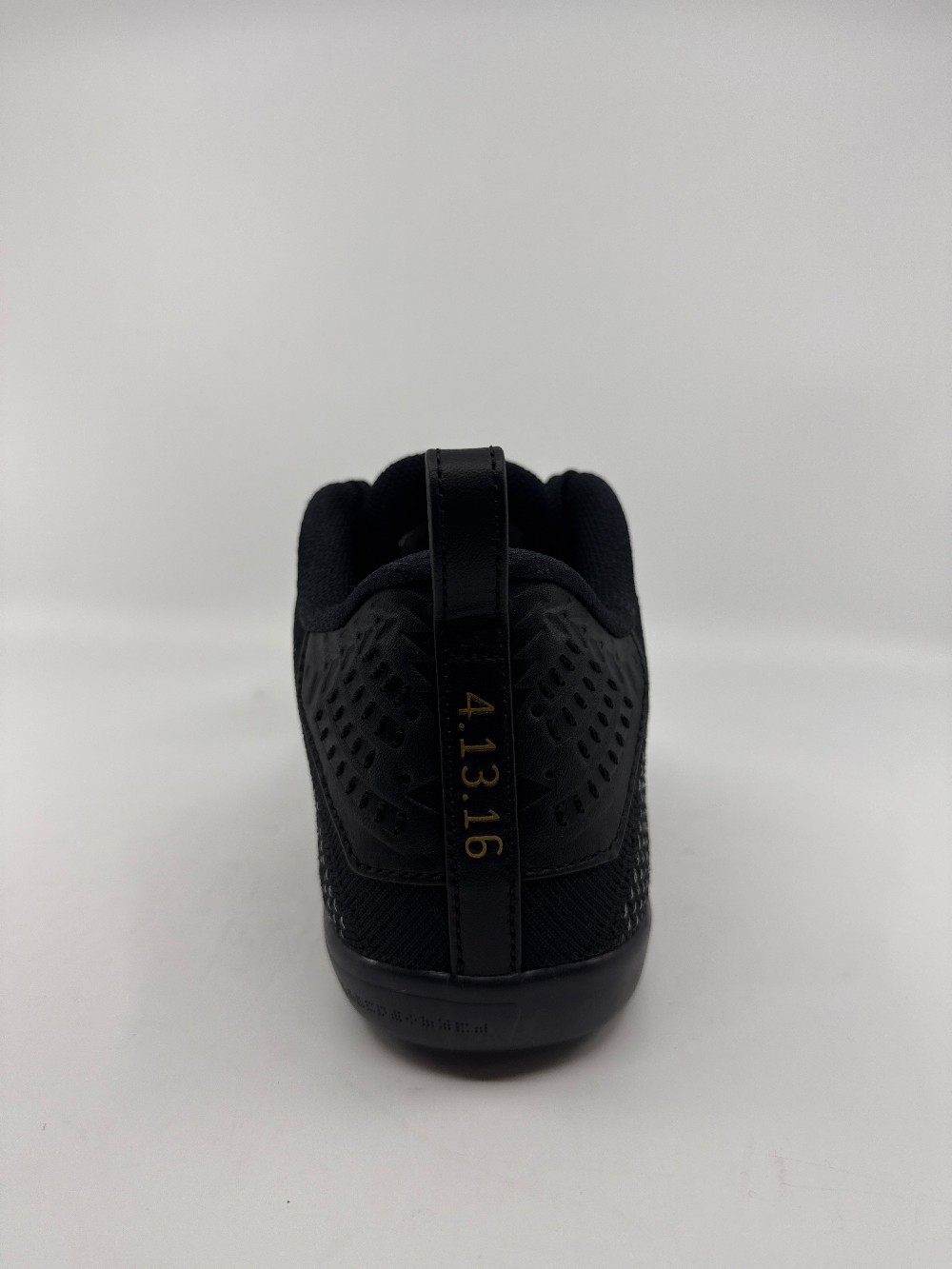 NIKE KOBE 11 ELITE LOW PROTRO - FADE TO BLACK (2026)