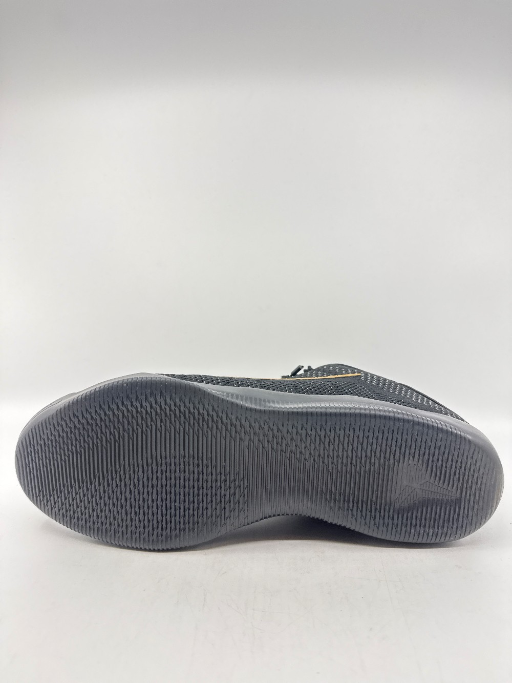 NIKE KOBE 11 ELITE LOW PROTRO - FADE TO BLACK (2026)