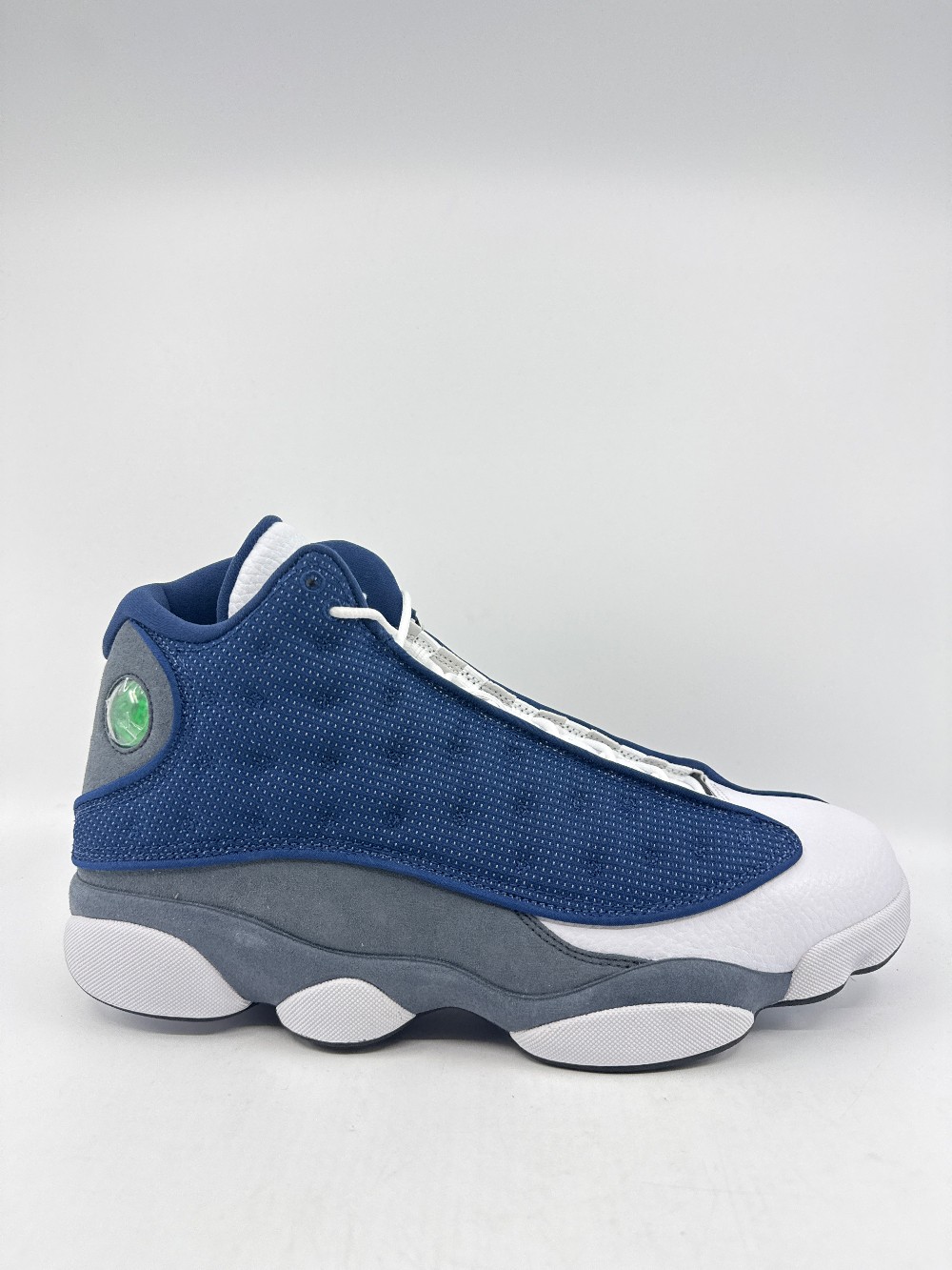 AJ 13 - FLINT (2020)