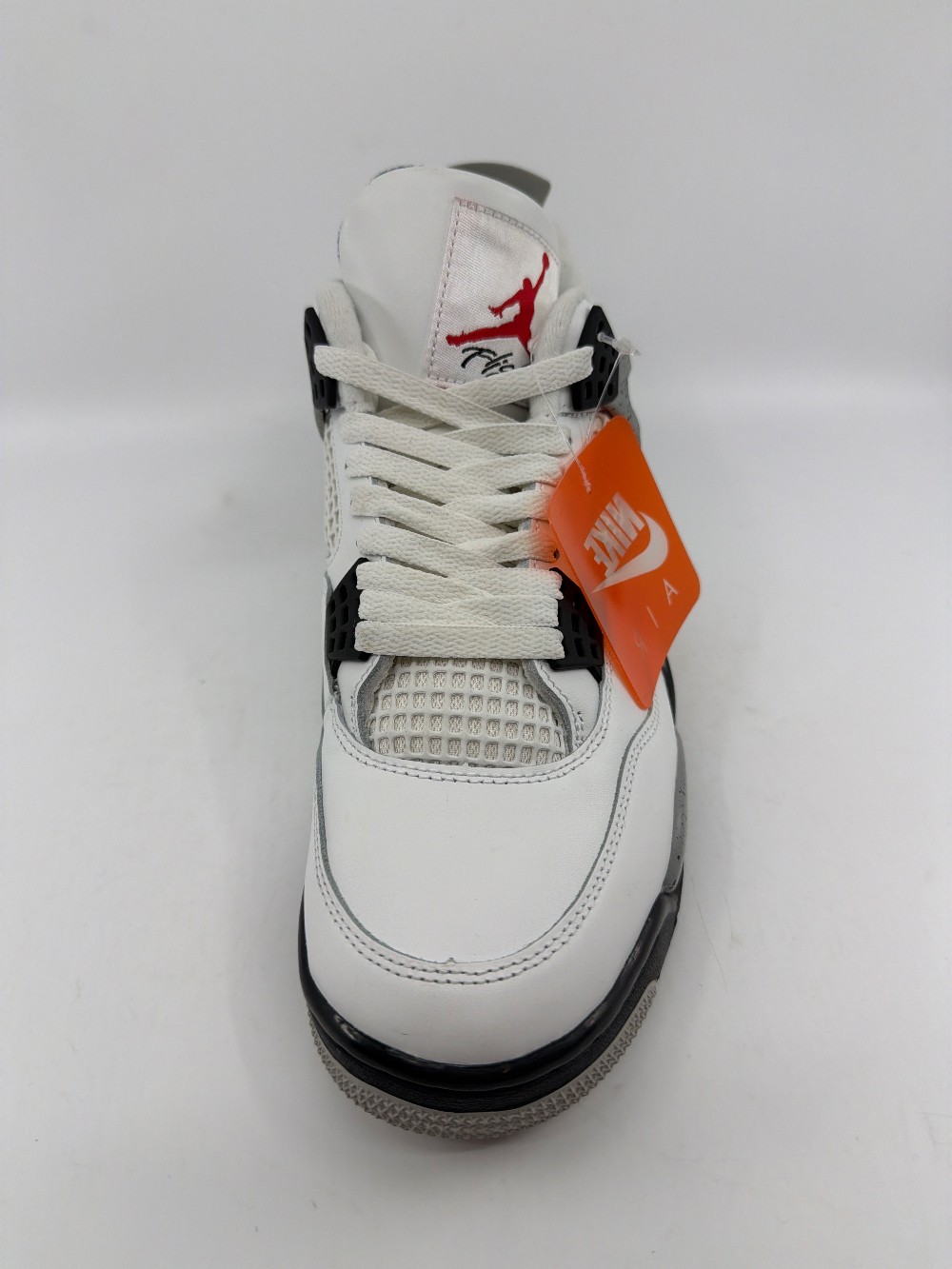 *VNDS* AJ 4 - WHITE CEMENT (2025)