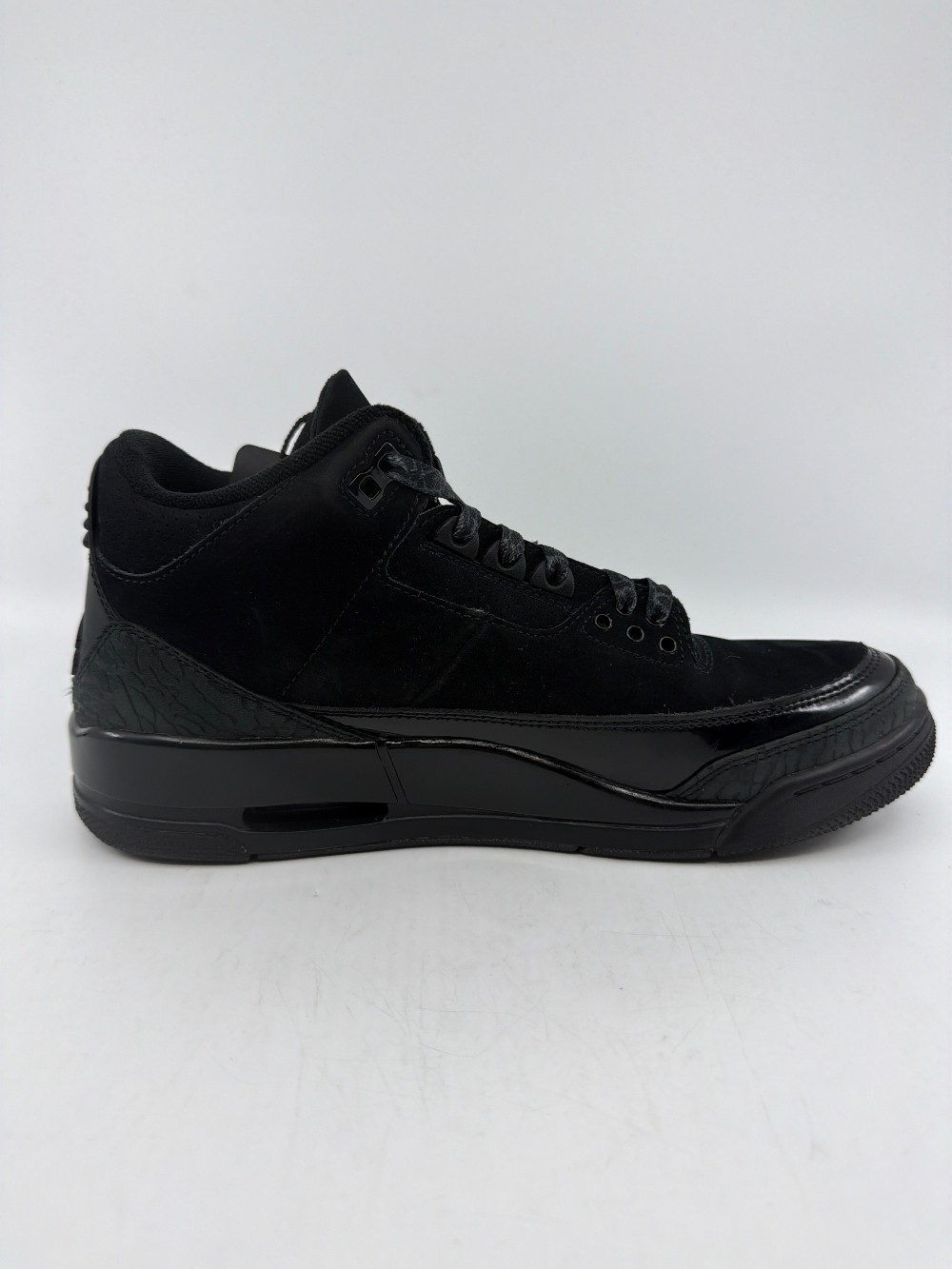 *USED/REP BOX* AJ 3 - BLACK CAT (2025)