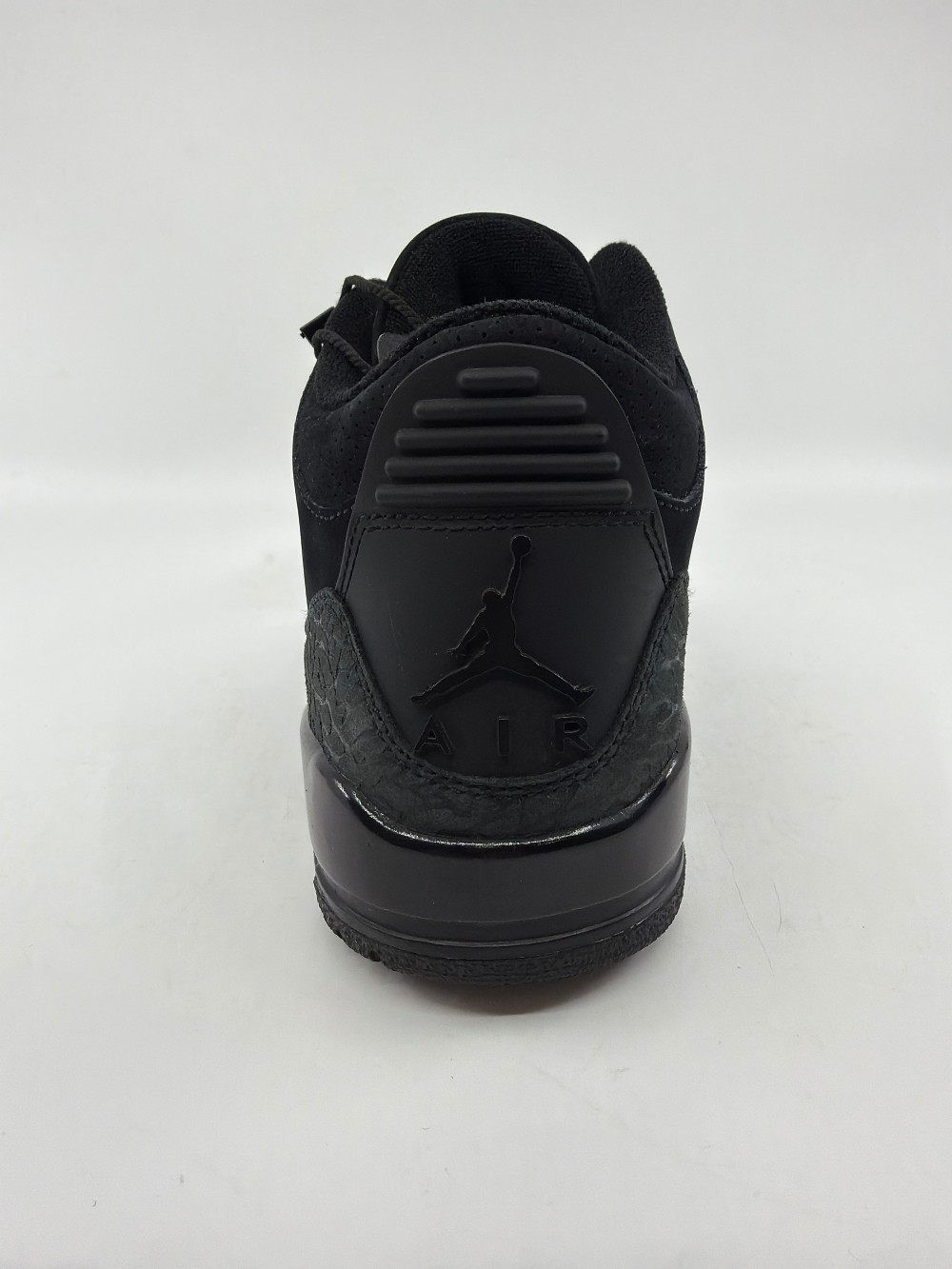 *USED/REP BOX* AJ 3 - BLACK CAT (2025)