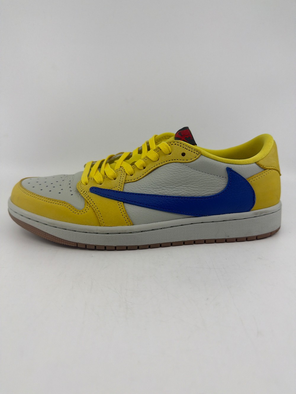 *USED* AJ 1 LOW X TRAVIS SCOTT (W) - CANARY