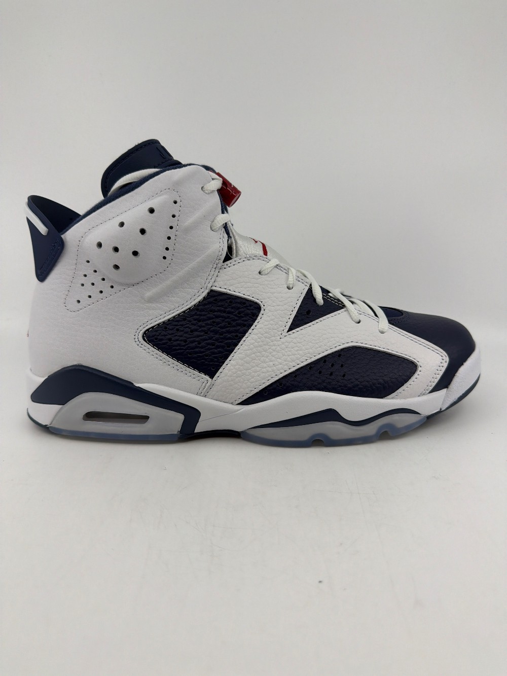 AJ 6 - OLYMPICS (2024)