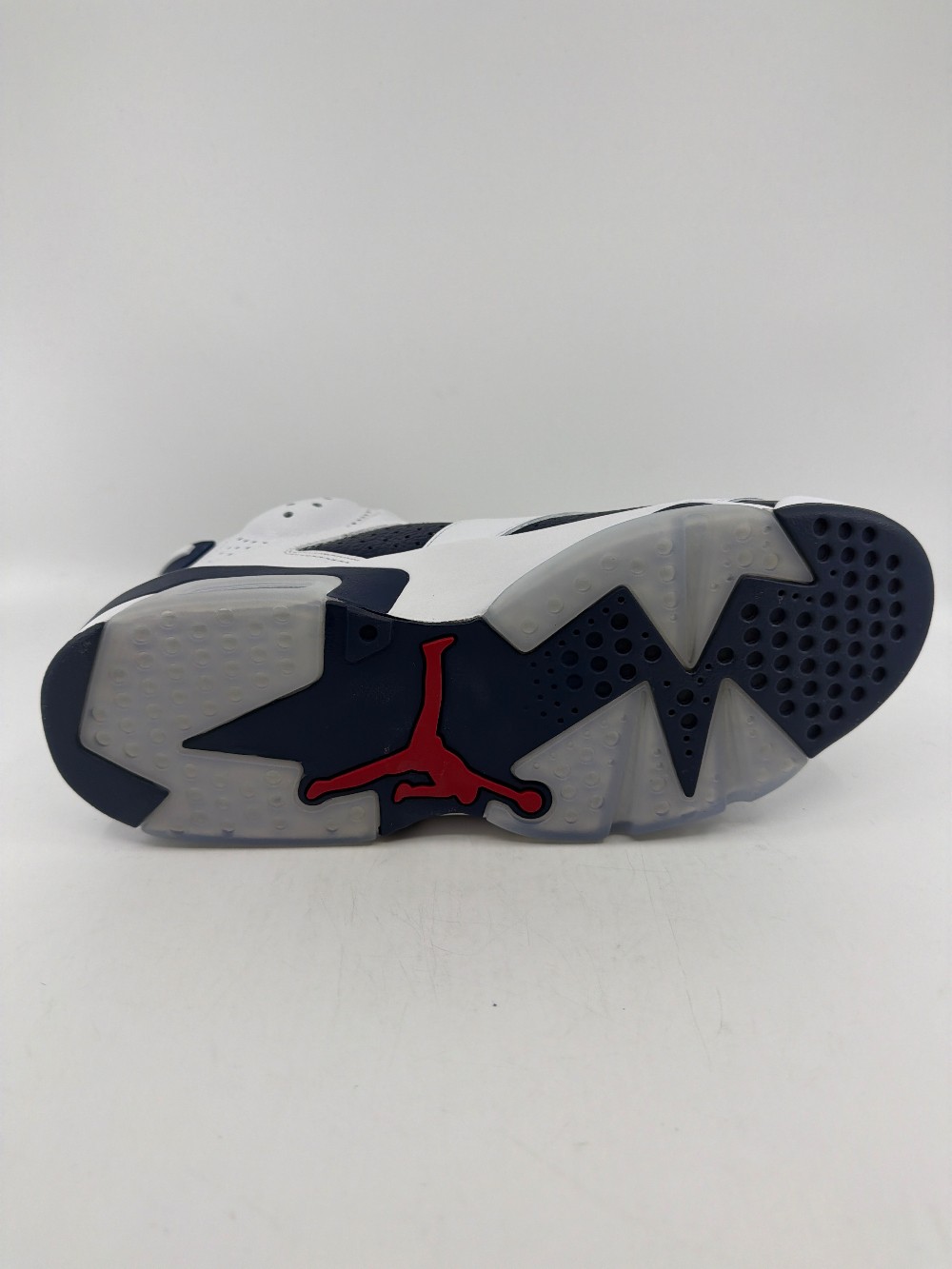 AJ 6 - OLYMPICS (2024)