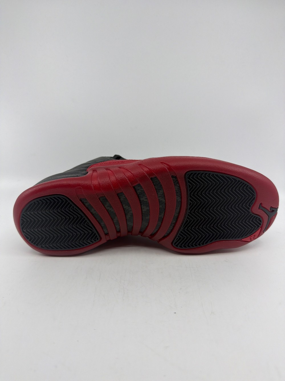 AJ 12 - FLU GAME (2025)