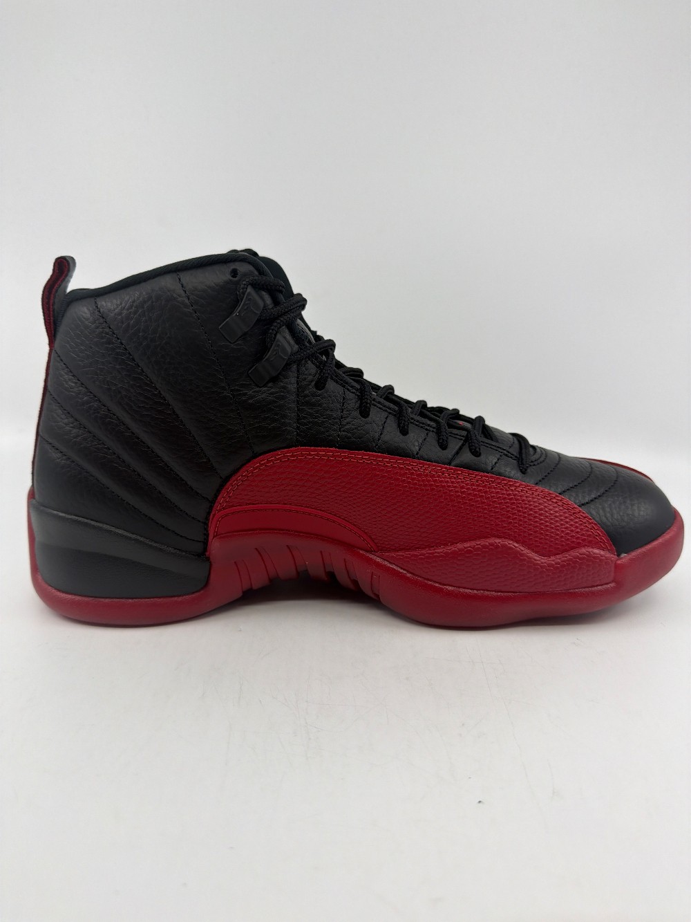 AJ 12 - FLU GAME (2025)