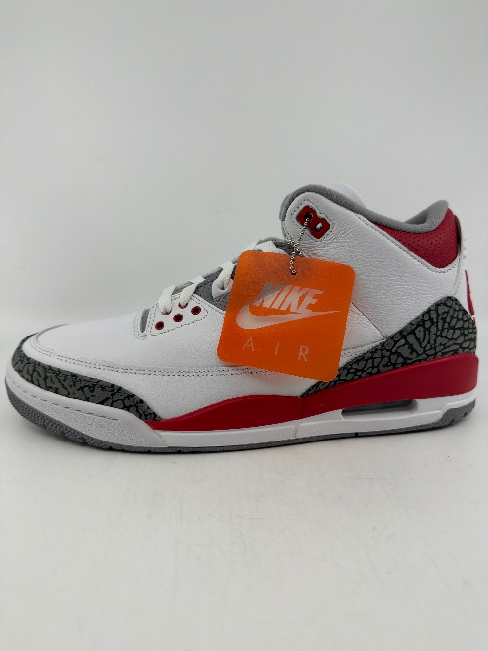 AJ 3 - FIRE RED (2022)