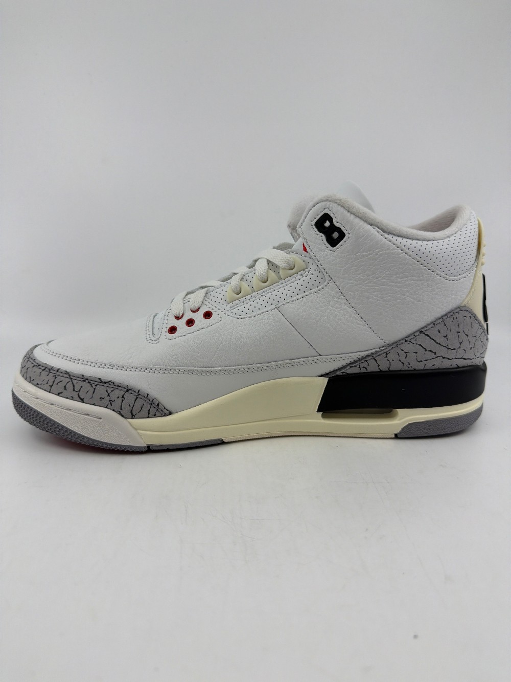 AJ 3 - WHITE CEMENT REIMAGINED