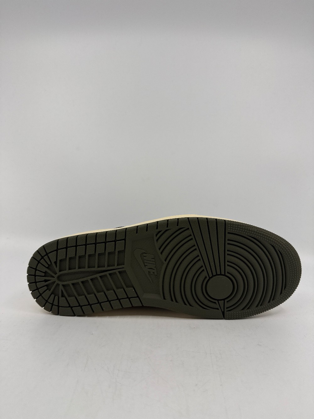 AJ 1 LOW X TRAVIS SCOTT (W) - OLIVE