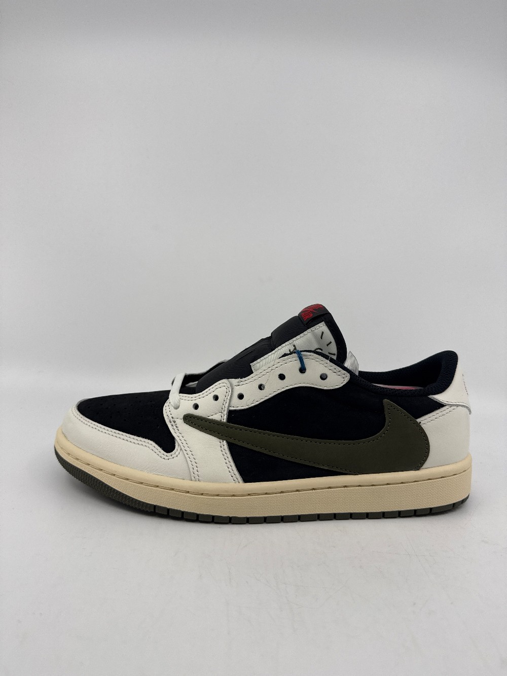 AJ 1 LOW X TRAVIS SCOTT (W) - OLIVE