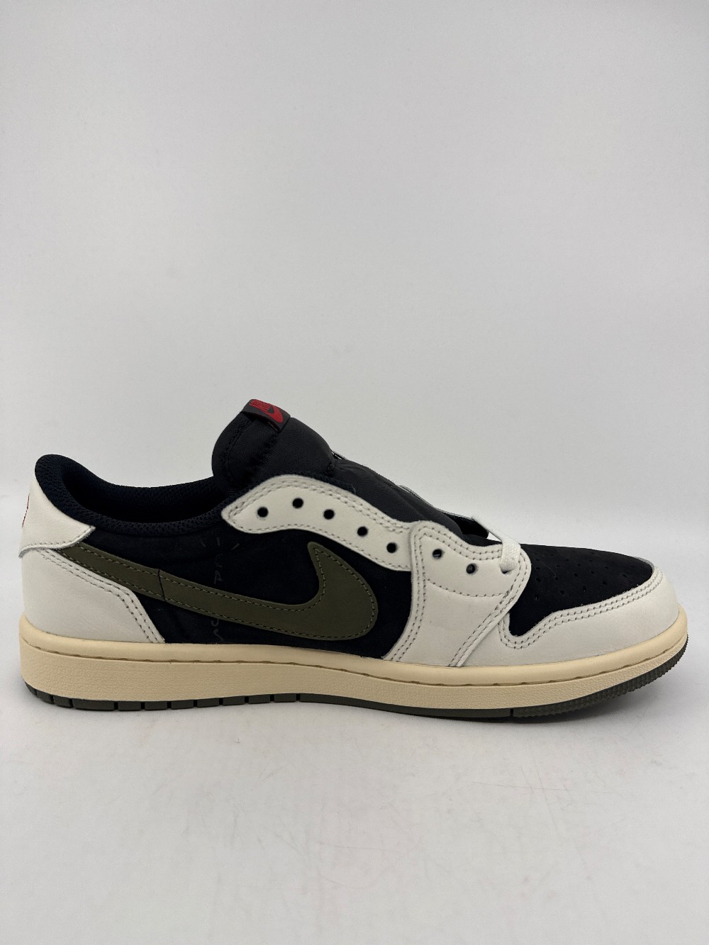 AJ 1 LOW X TRAVIS SCOTT (W) - OLIVE