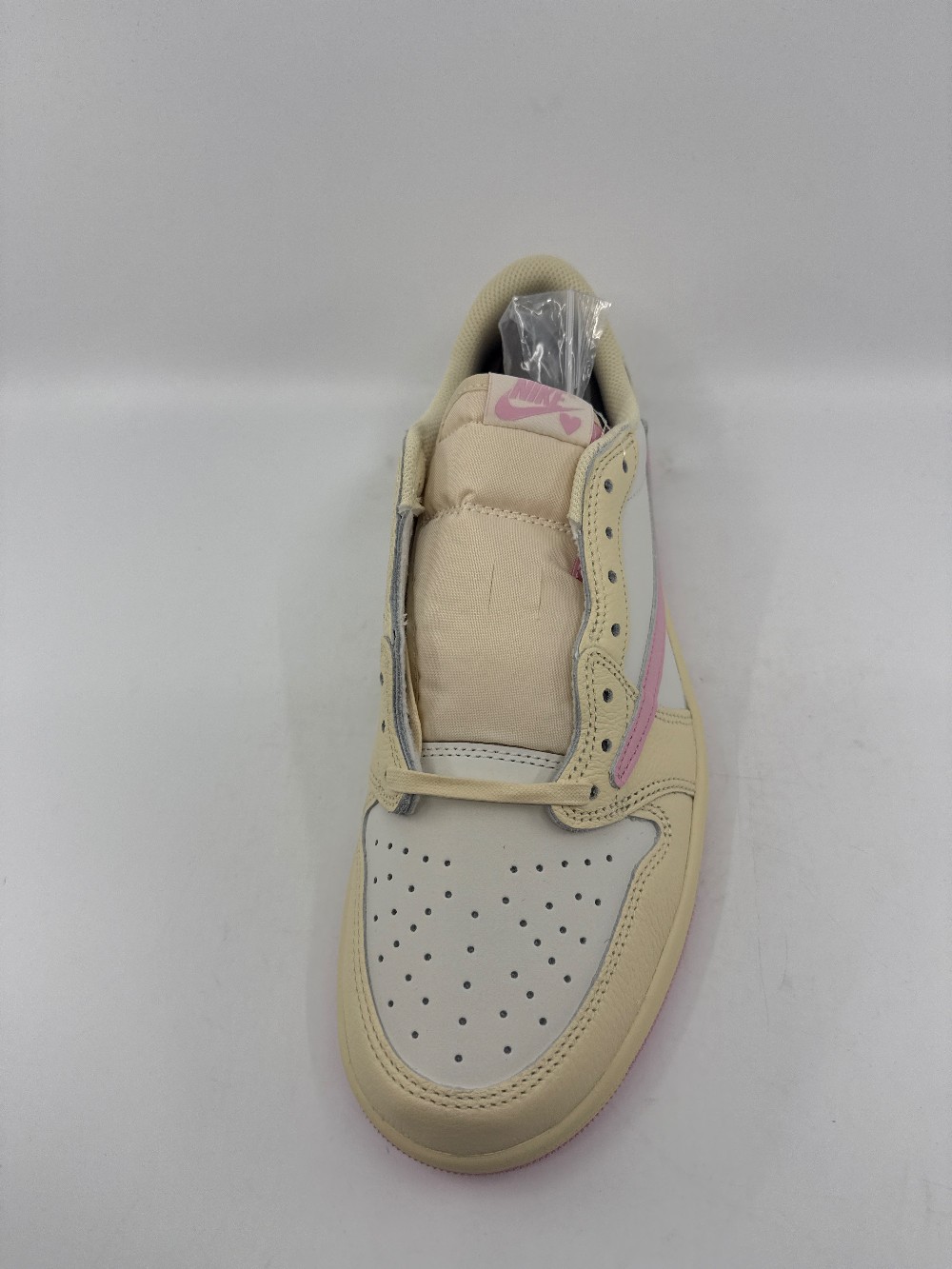 AJ 1 LOW X TRAVIS SCOTT - SHY PINK