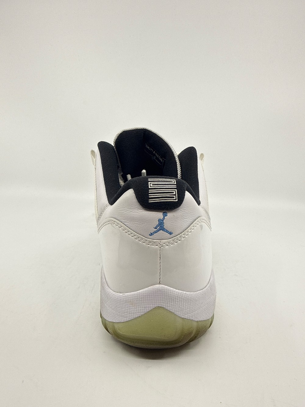 *USED/NO BOX* AJ 11 LOW - LEGEND BLUE