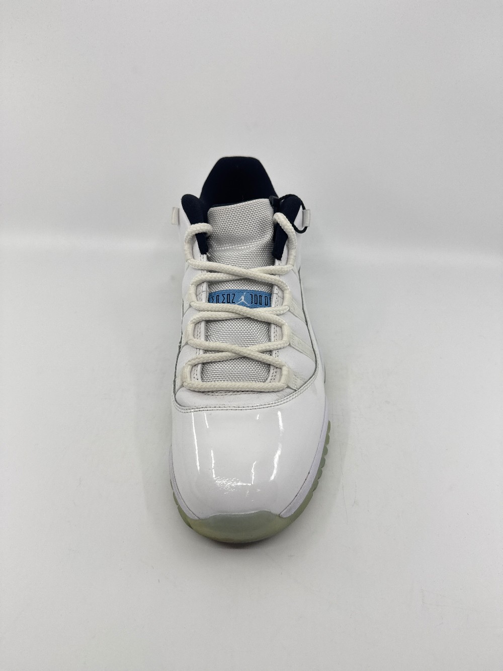 *USED/NO BOX* AJ 11 LOW - LEGEND BLUE