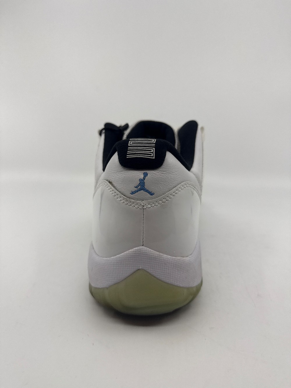*USED/NO BOX* AJ 11 LOW - LEGEND BLUE