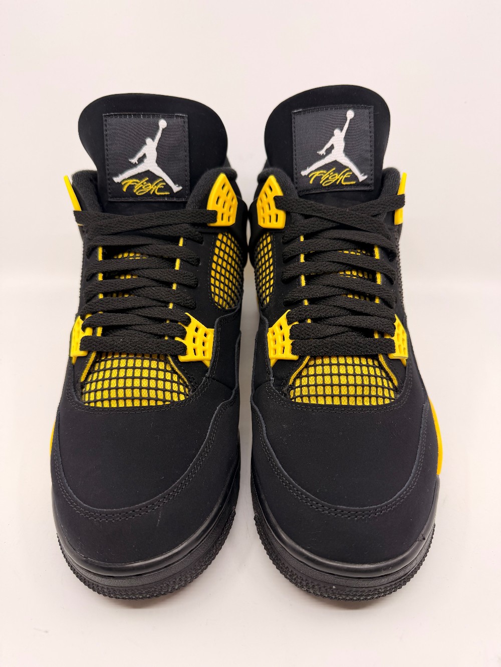 *USED* AJ 4 - THUNDER (2023)