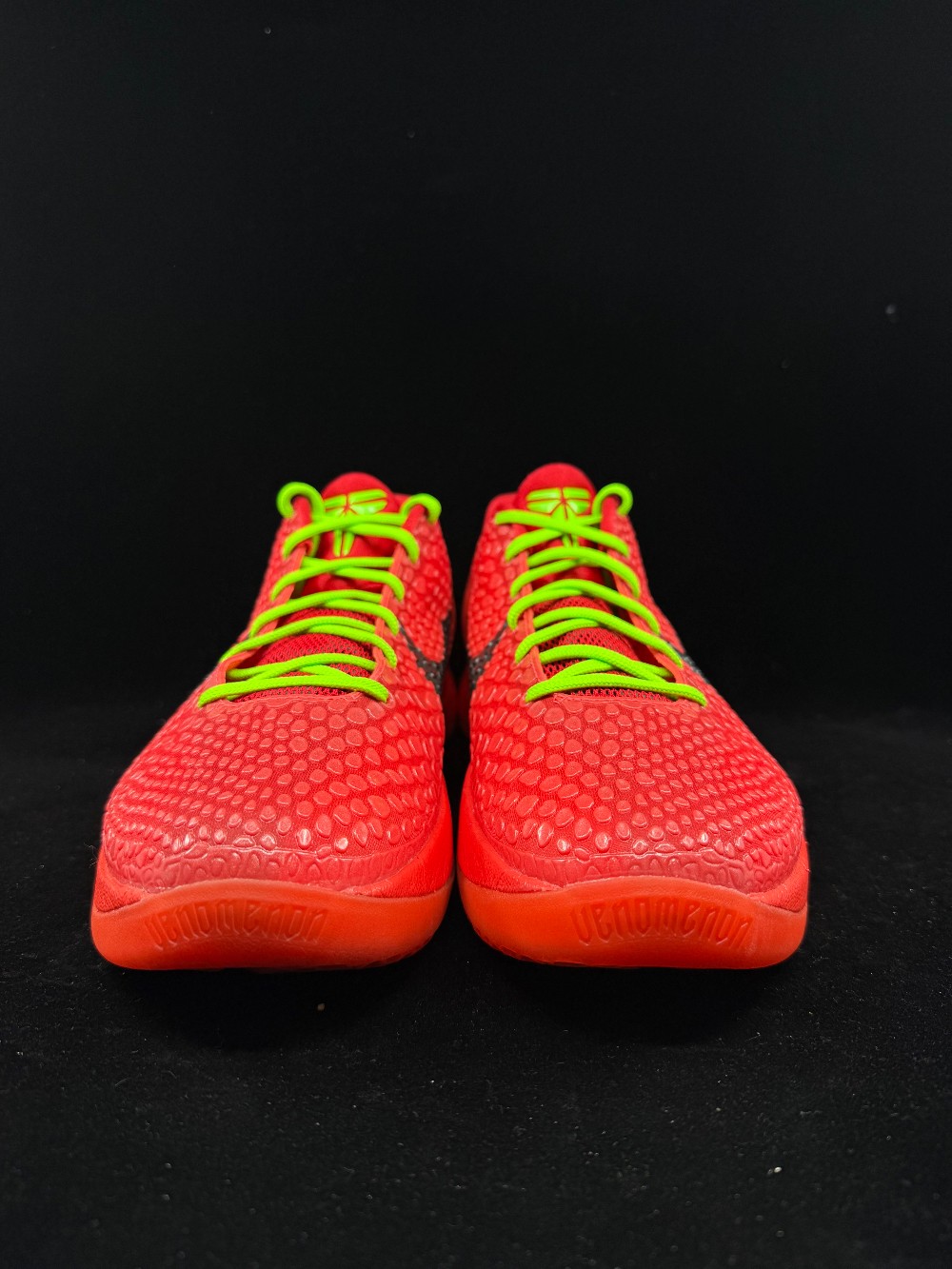 *USED* NIKE KOBE 6 PROTRO - REVERSE GRINCH