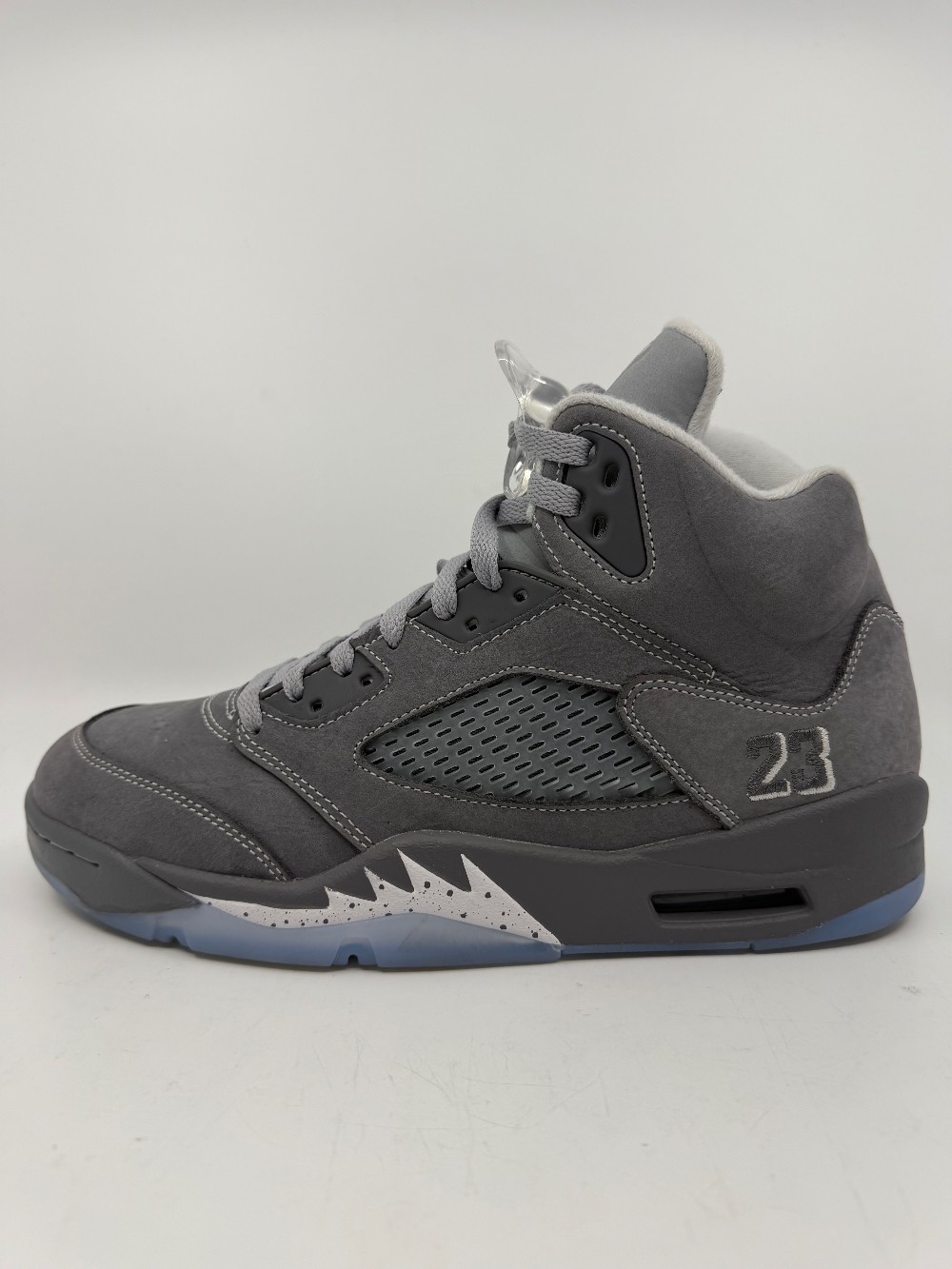 *USED* AJ 5 - WOLF GREY (2026)