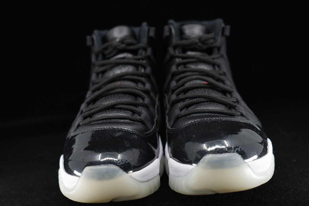 *USED* AJ 11 - 72-10
