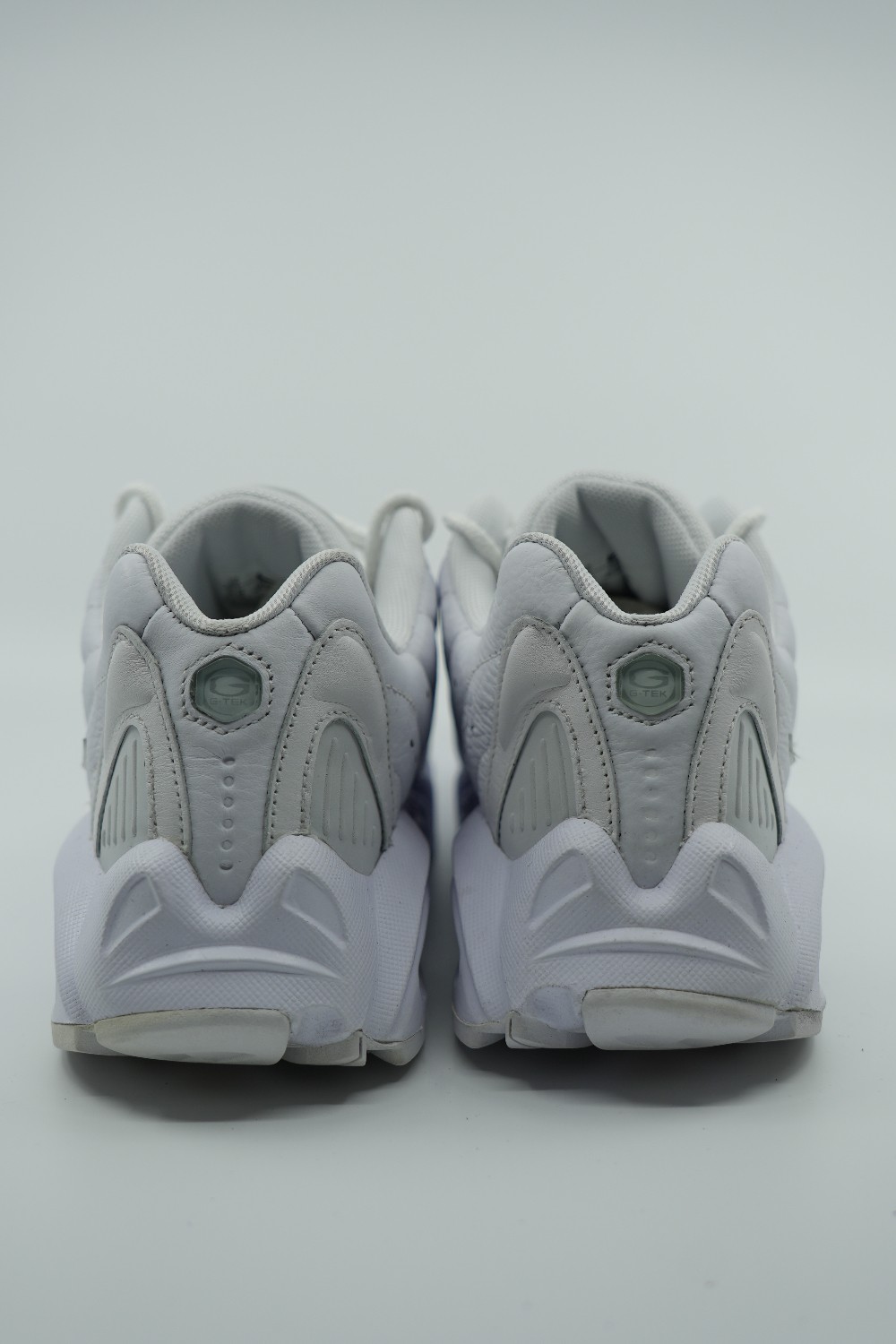 *USED* NIKE HOT STEP AIR TERRA X DRAKE X NOCTA - WHITE